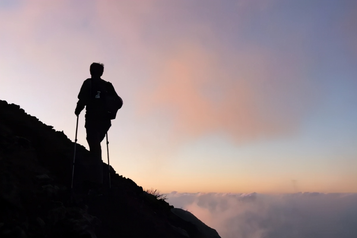 月薪上万业务员,信用卡业务员的心酸