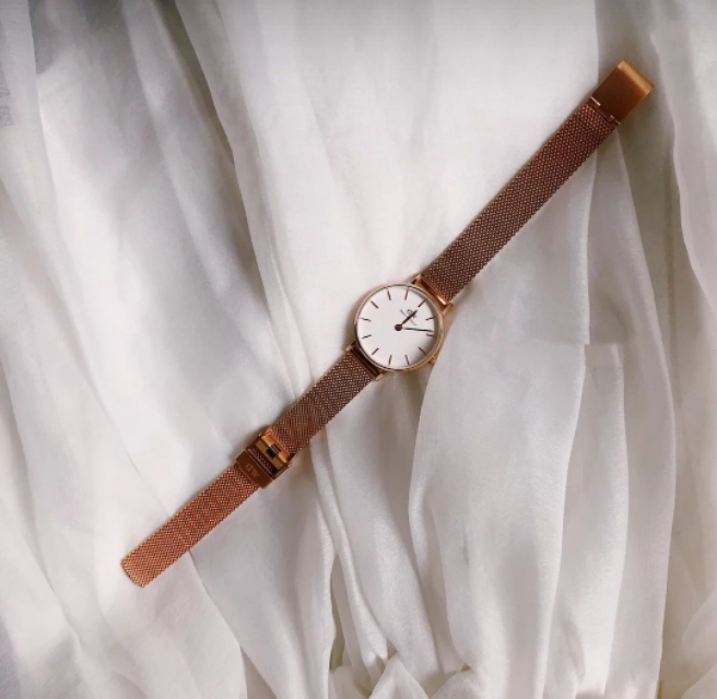 每个女生都应该有这样一块手表,女人一定要拥有一块好的手表