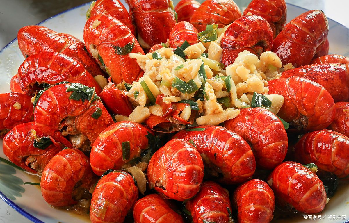 武汉小龙虾推荐蒸虾,在武汉吃到人气最旺的靓靓蒸虾