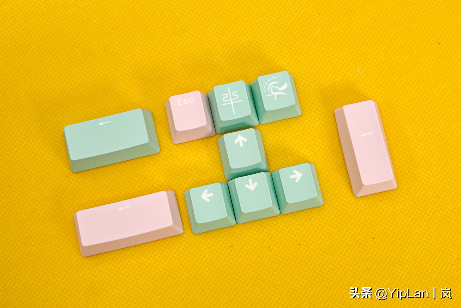 吉利鸭duckyone2开箱,吉利鸭duckyone2冲鸭系列键盘评测