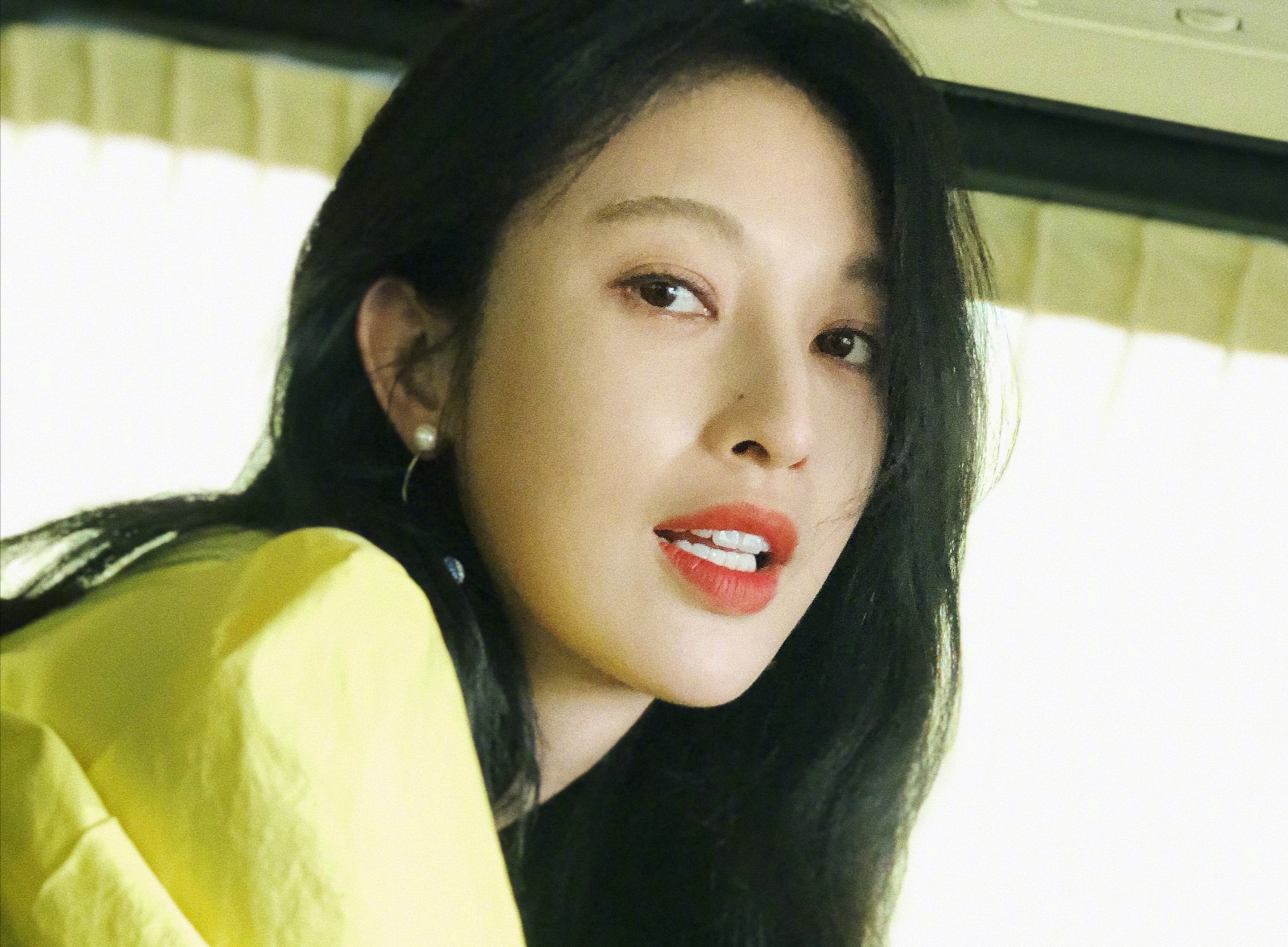 张俪美白同款,张俪带货精华水