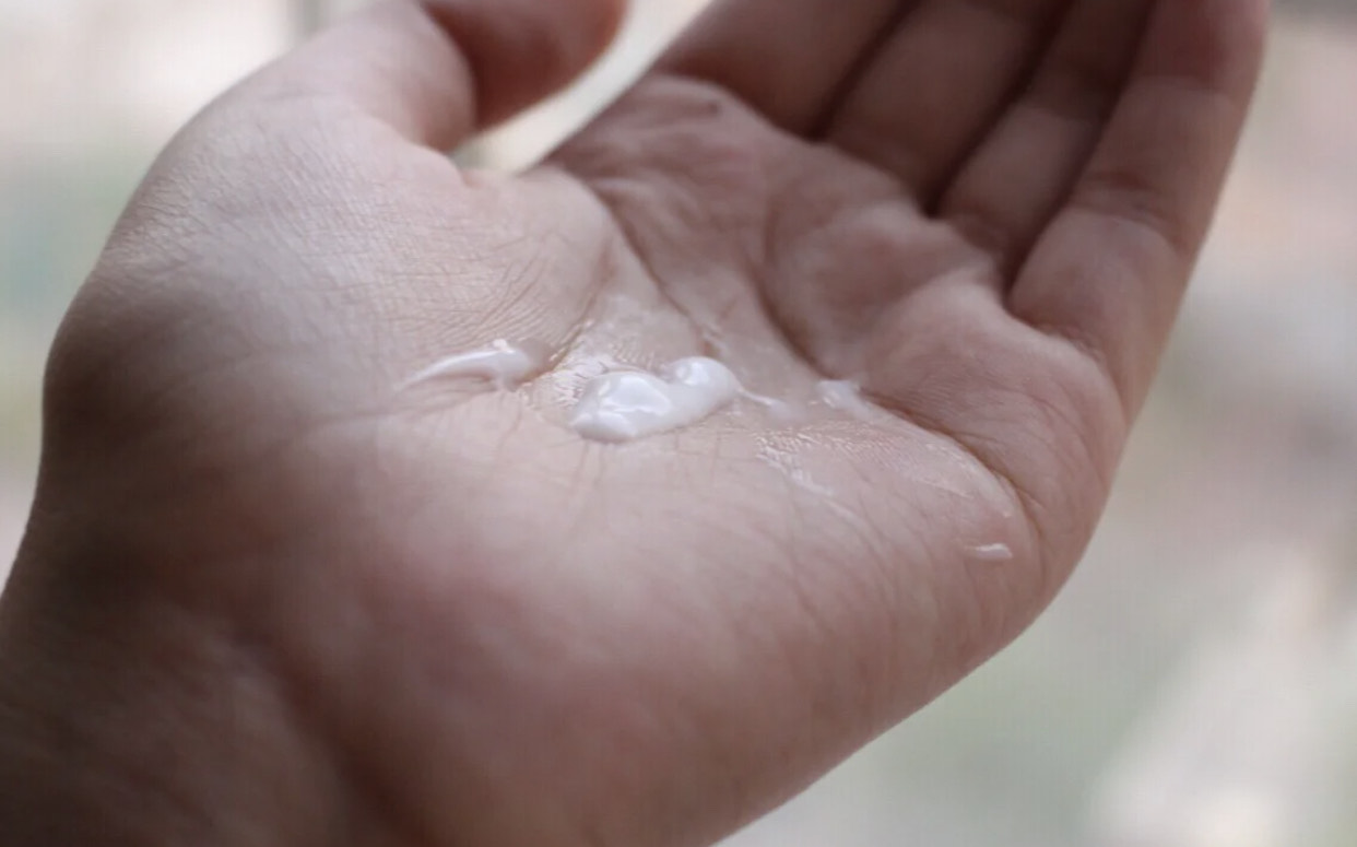 悦薇和天气丹水乳哪个更适合油皮,秋冬水乳红榜