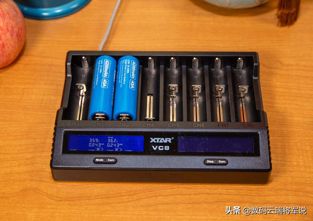 高端镍氢电池充电器,镍氢电池智能充电器推介