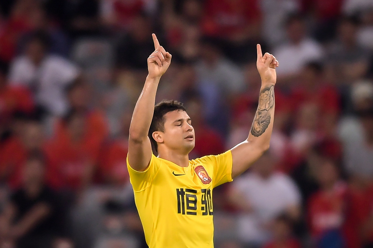 韦世豪强势来袭,中超韦世豪霸气视频