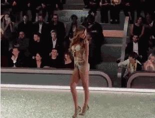 2018维密天价bra谁穿,维密大秀2018所有look