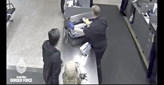 澳洲带烟入境被罚经历,顶风作案偷渡
