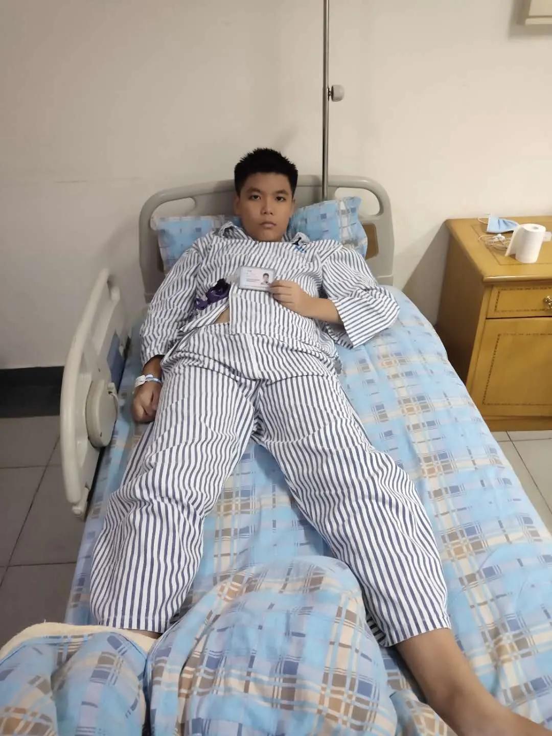 高考考生动手术,高考前查出脑瘤考600分