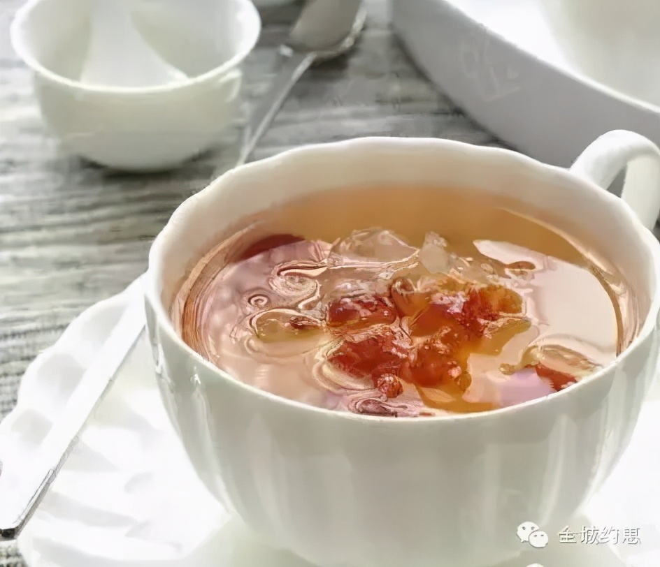 滋阴润燥的桃胶汤水,润燥养颜桃胶羹教程