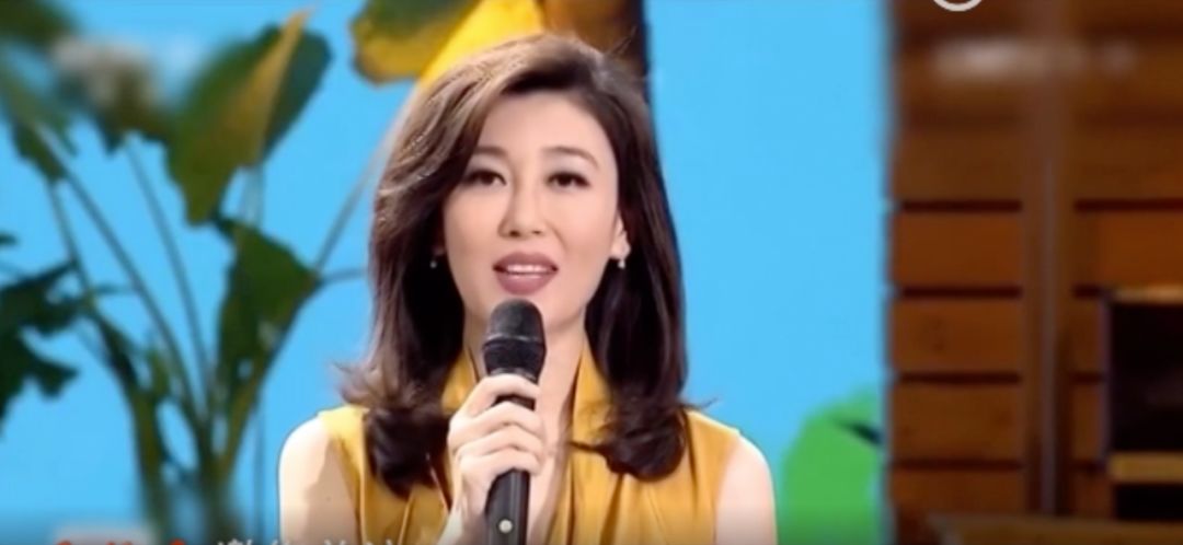 41岁宛如少女，这个“董卿的接班人”我爱了​