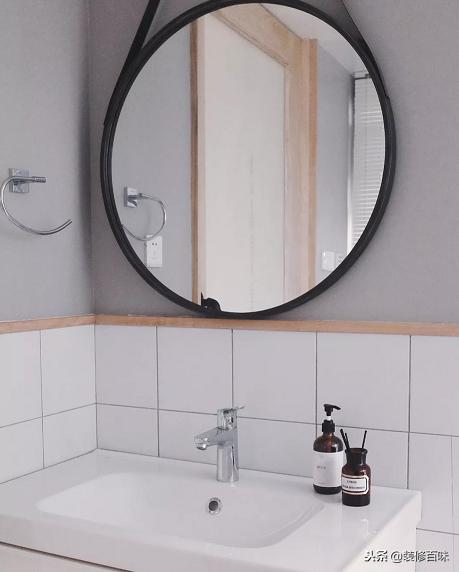 玻璃胶容易发霉用什么好,白色的玻璃胶发霉什么原因