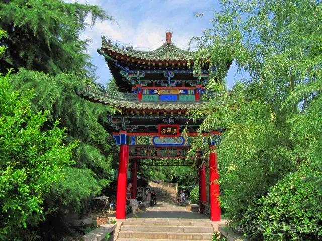 你知道骊山为什么叫这个名字吗,西安骊山和秦岭山