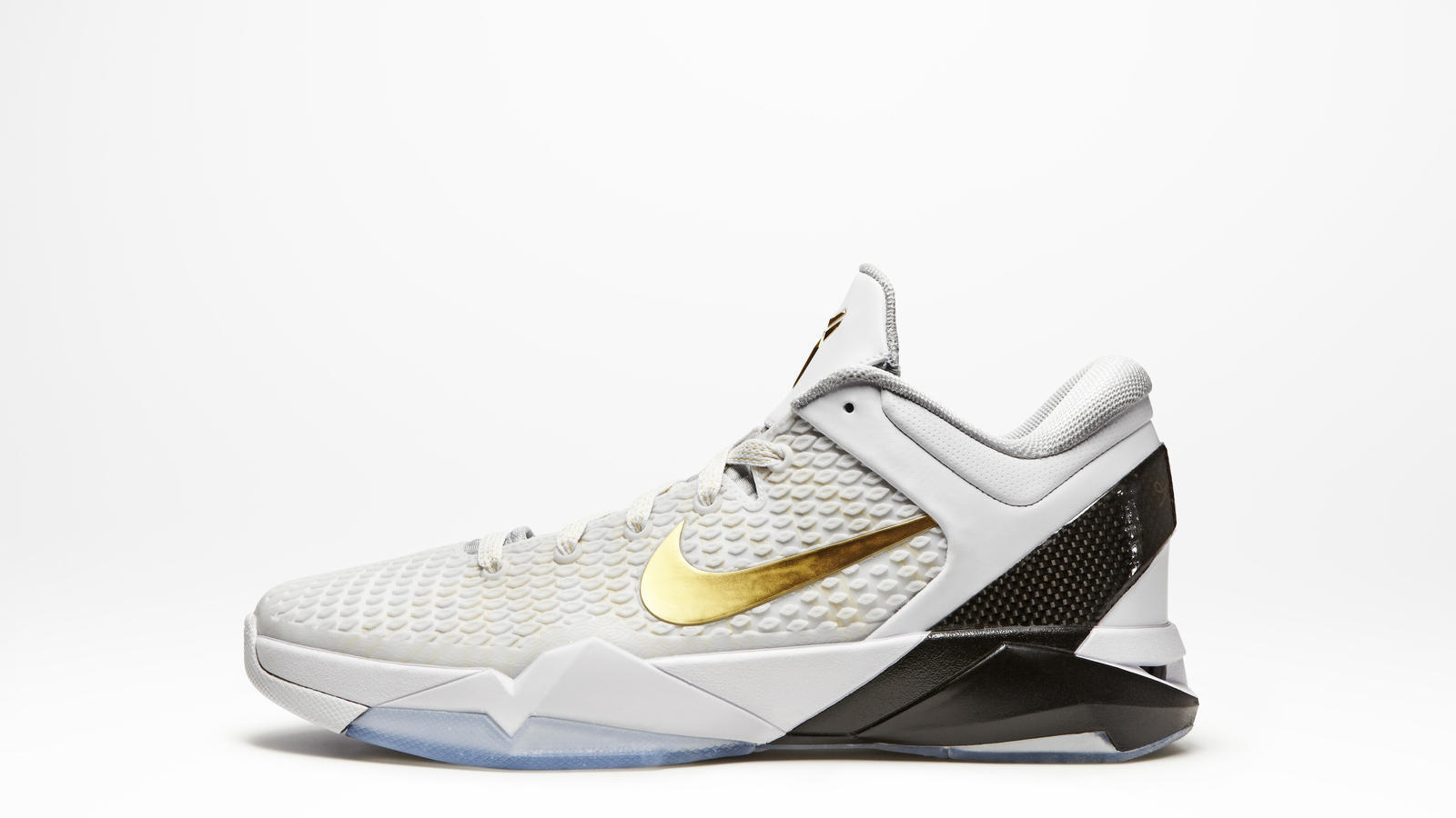 科比低帮鞋风靡,低帮科比