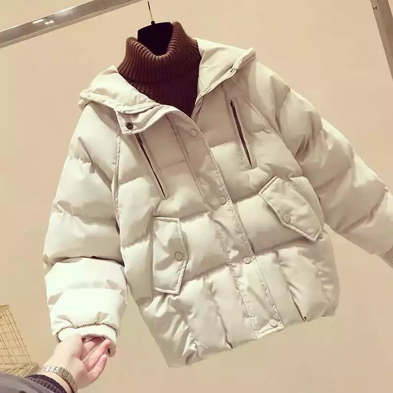 短款羽绒服配长款大t鲨鱼裤穿搭,中短羽绒棉服适合穿什么裤