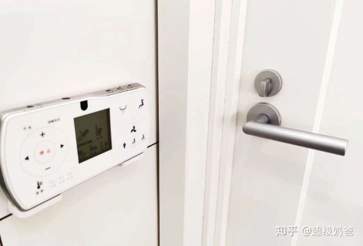 40㎡自己住​，功能一个不少，有超多电器，能住出100㎡的宽敞