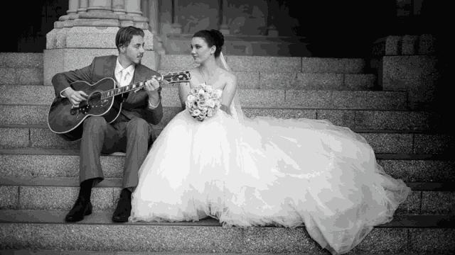 潮婚丨现在年轻人结婚究竟是什么样子？