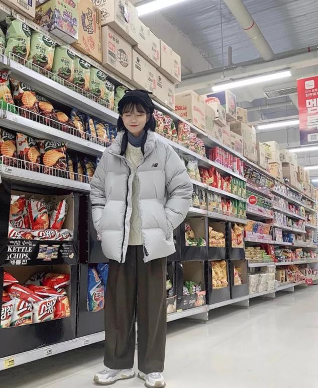 冬天穿得好臃肿,冬天穿的臃肿怎么办