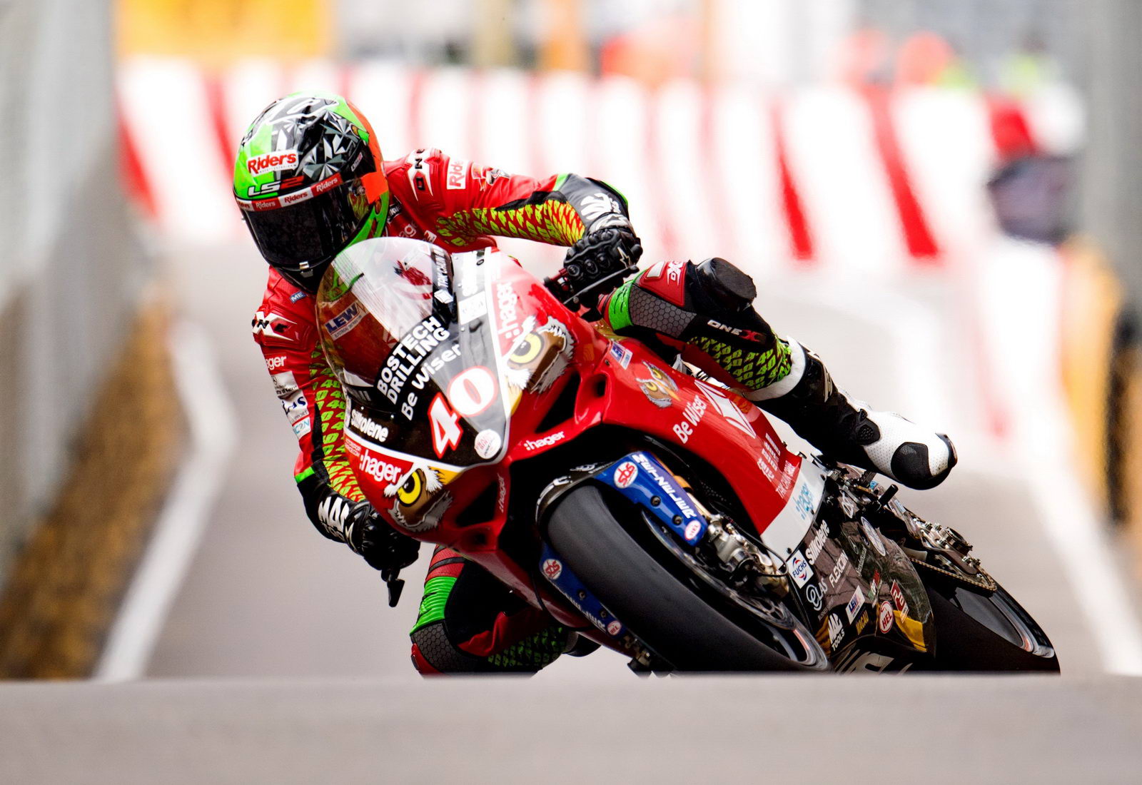 2018澳门格兰披治摩托车比赛,2015澳门格兰披治大赛官网