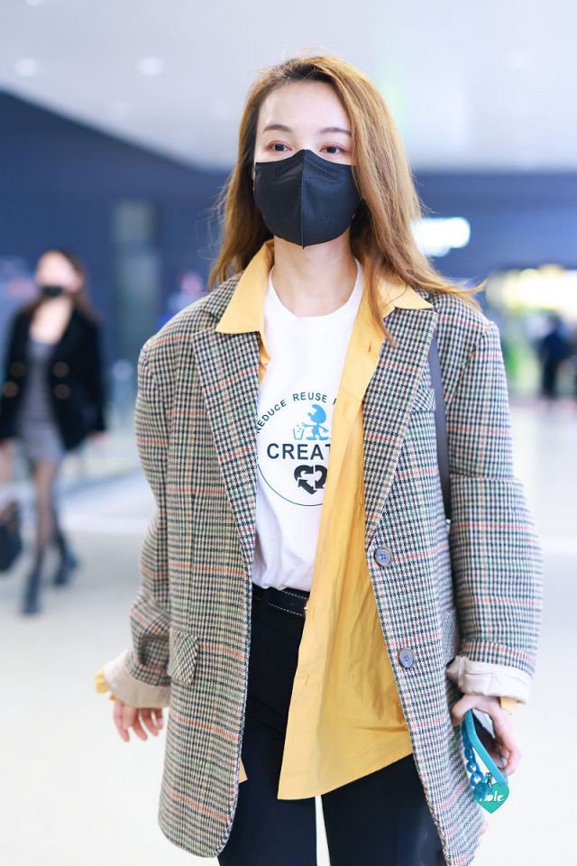 吴昕的秋冬时尚穿搭造型告诉你,吴昕穿西装的穿搭