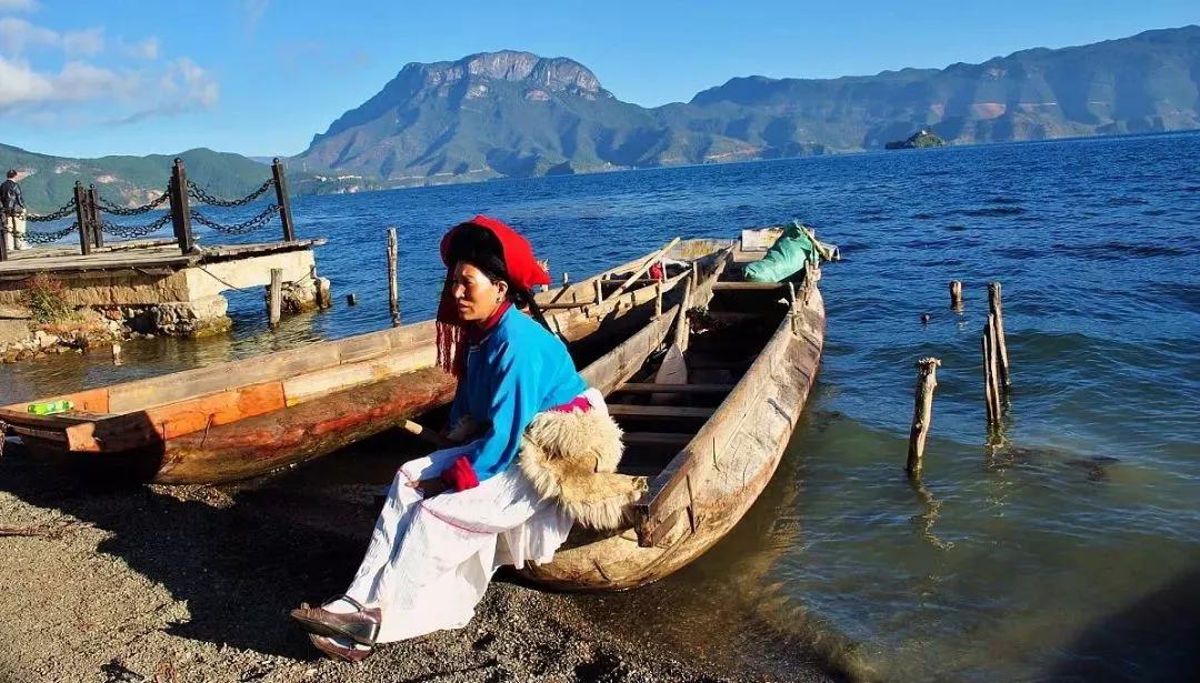 旅游带回国的特产,亚洲旅游买什么特产