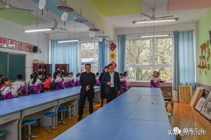 宁强北关小学足球赛,朝天二小去曾家山足球比赛