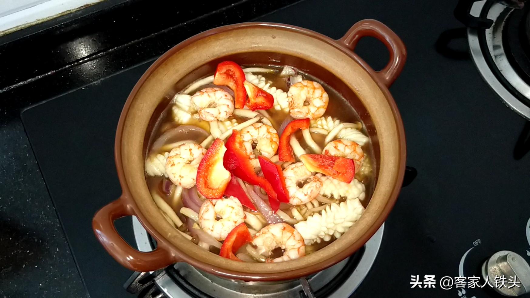 鱿鱼怎么切好吃又好看,青椒炒鱿鱼的鱿鱼要怎么切