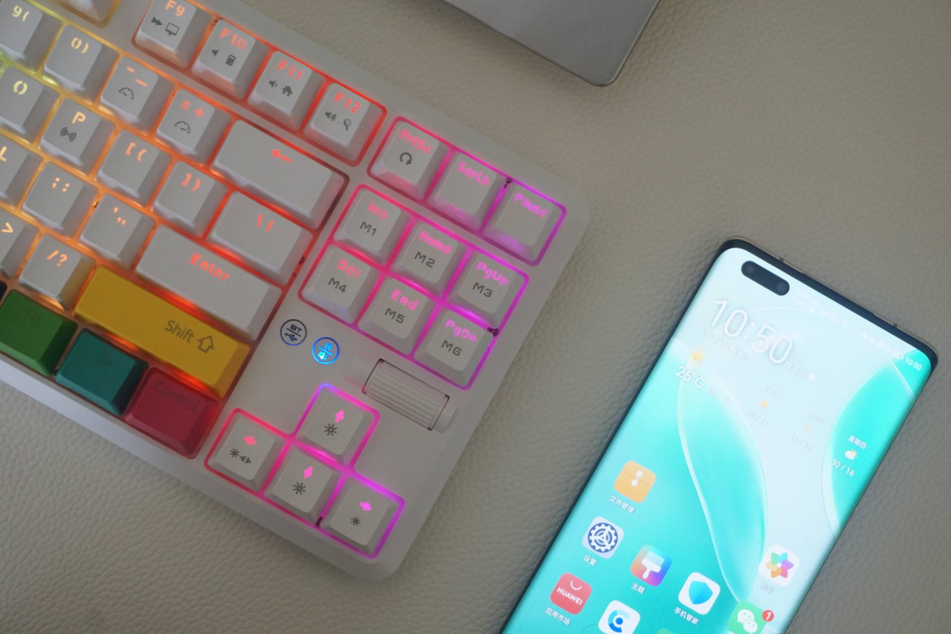 黑爵k870t键盘黑莓,黑爵k870t键盘如何切换中文