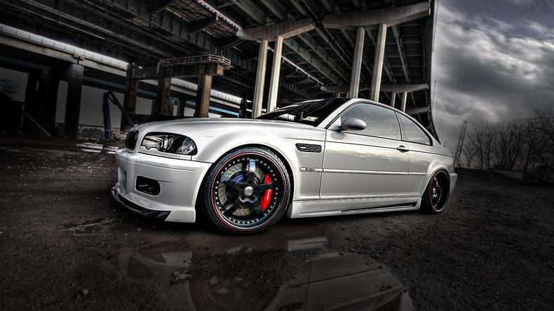 怎样给爱车去污打蜡,如何正确给自己的爱车打蜡呢