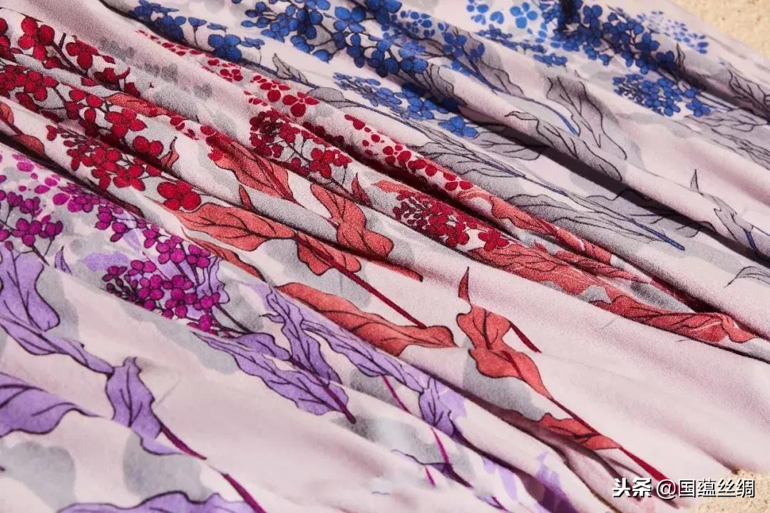 爱马仕丝巾如何清洗,丝巾清洗的正确方法