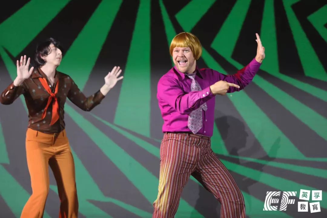 鑻卞瓪澶哄啝,鑻卞瓪娲诲姩鍥為【