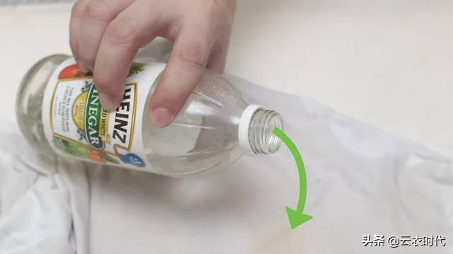 洗衣机衣服染色怎么洗掉妙招,红色的衣服染色怎么洗掉妙招