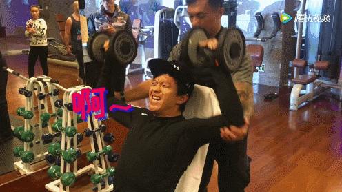 《烈日灼心》里邓超演被注射致死，导演以为他真死了，抱着他痛哭