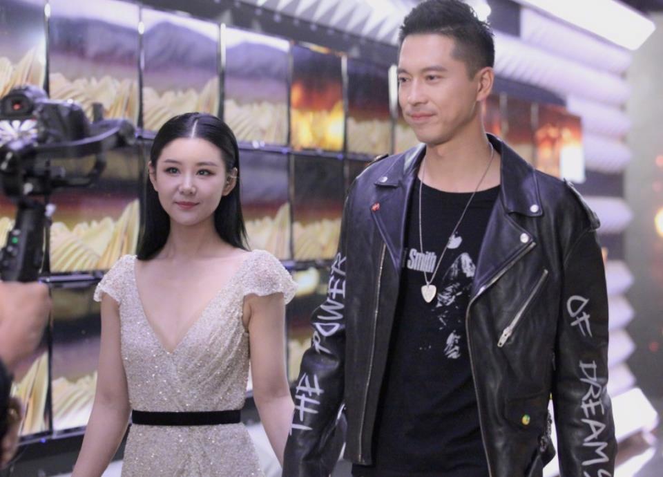 李小萌儿子长相分析,李小萌儿子合集