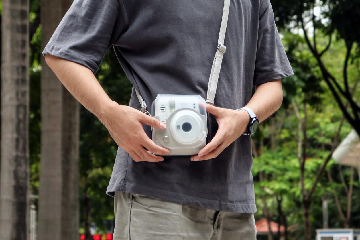 富士instaxmini11自拍模式,富士instaxmini11对焦