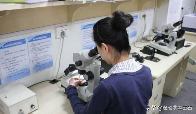 买到假翡翠怎么样处理呢,翡翠知识篇如何避免购买假的翡翠