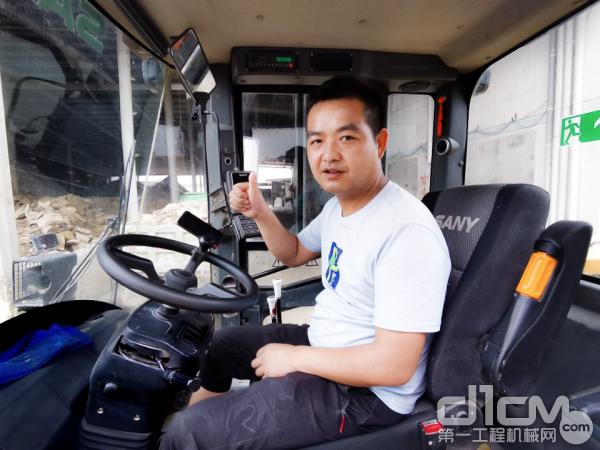 三一装载机品质,三一重工装载机946