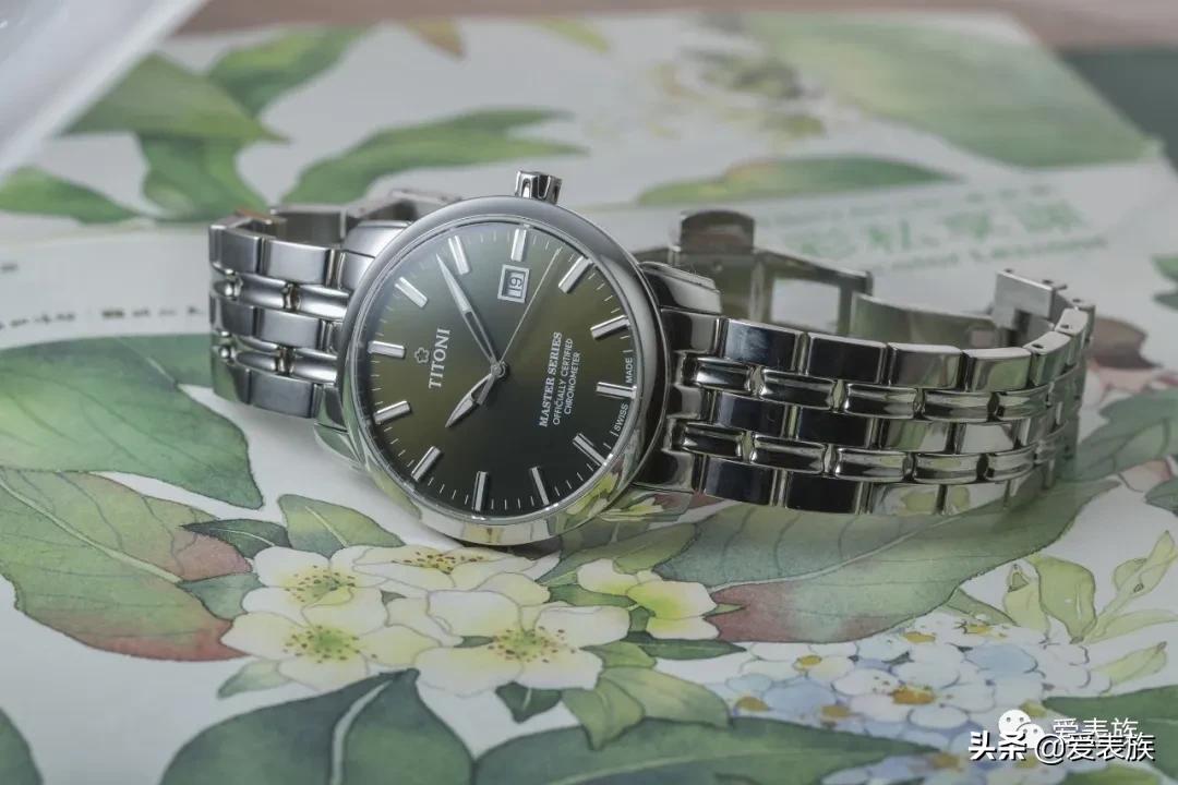 梅花表绿盘手表,梅花表最新款机芯怎么样