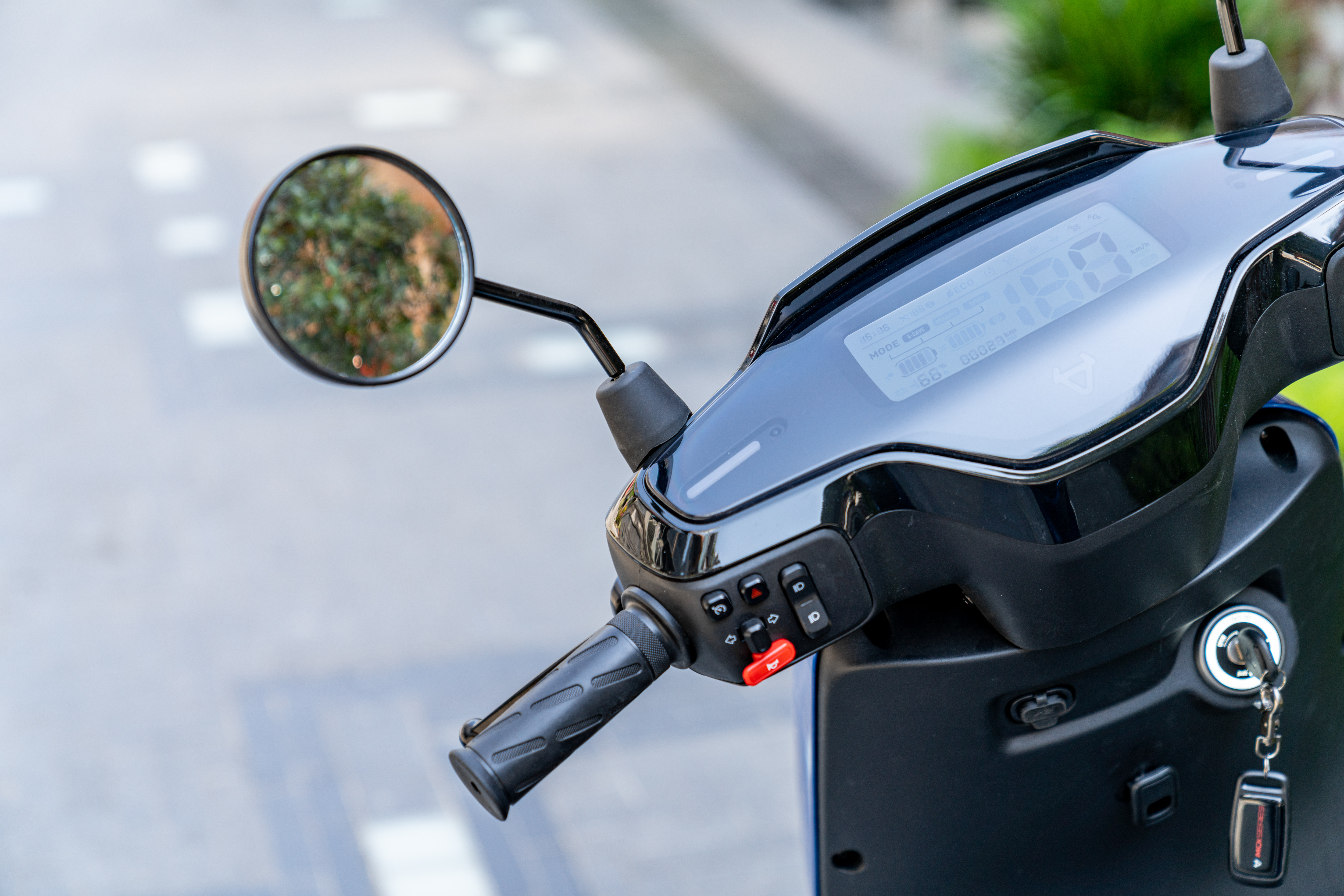 小牛新国标mqi2价格,小牛电动mqi2绿标和黄标的区别