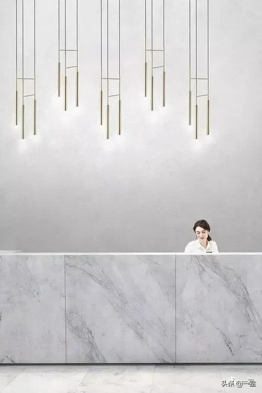 前台怎么设计刚好在楼梯口,前台怎么设计位置