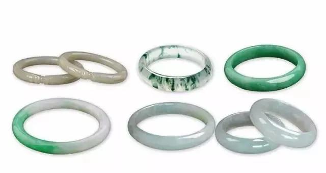 翡翠貔貅的寓意和佩戴技巧,翡翠貔貅戴什么链子