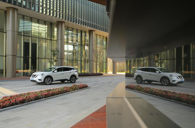 冠道1.5t和楼兰2.5l哪个动力好,urv冠道2021款