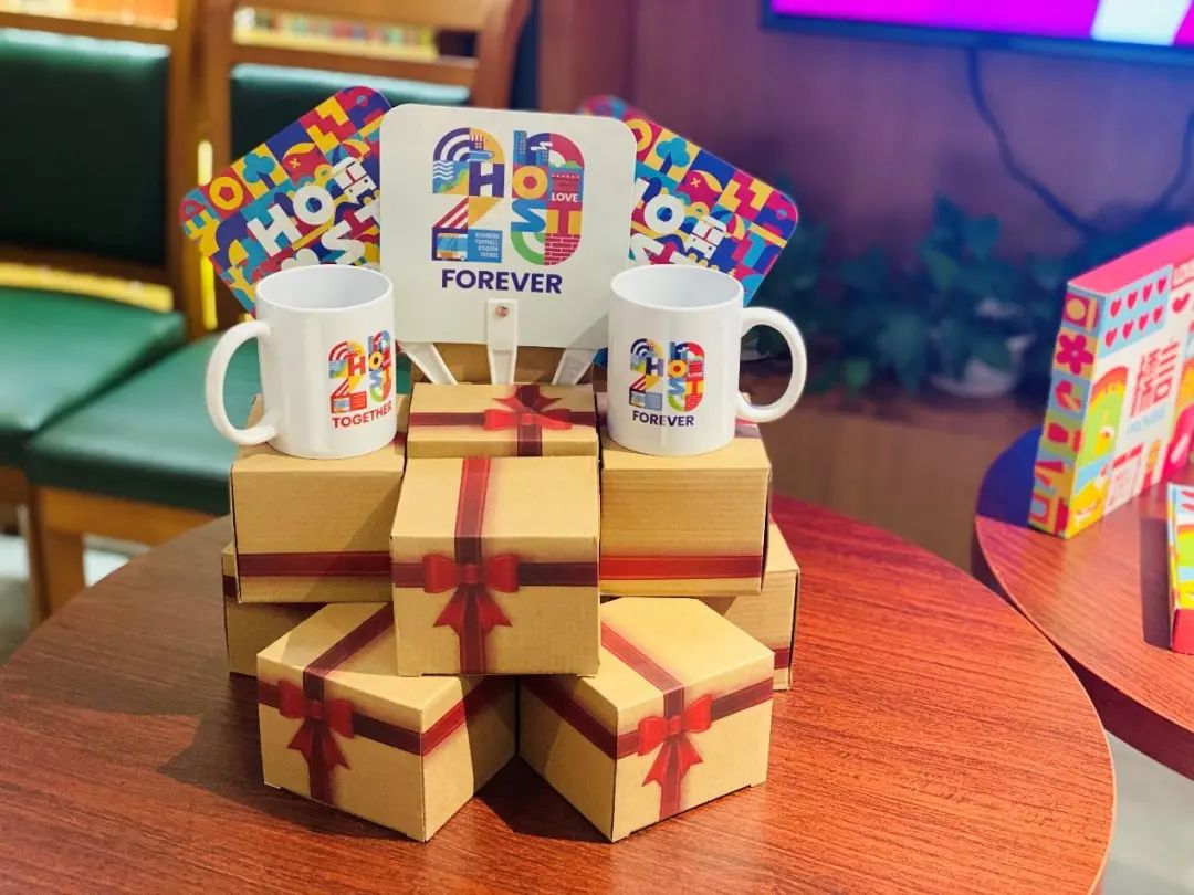 最美车站、漫天星河、情侣游戏...快去解锁这场七夕的专属甜蜜！