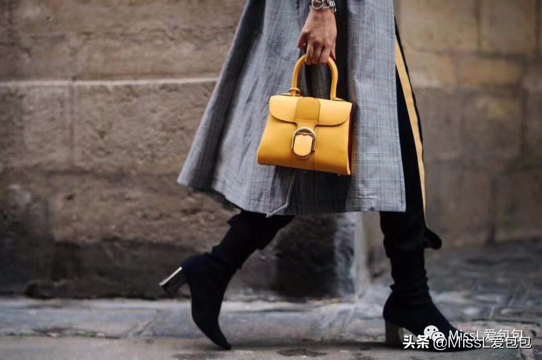 母亲节给妈妈做什么样的包包,母亲节该送什么样的包包