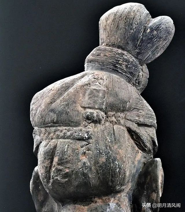 兵马俑有话说：一个小小的发髻，推动秦国底层对军功制的普遍认可