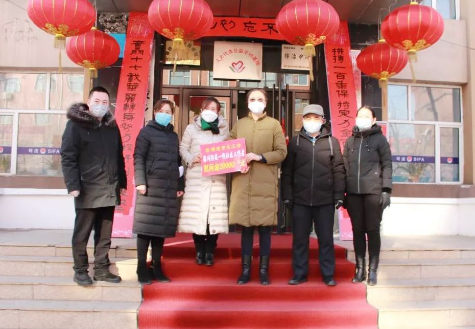 众志成城抗击疫情社工在行动,众志成城抗击疫情一起加油