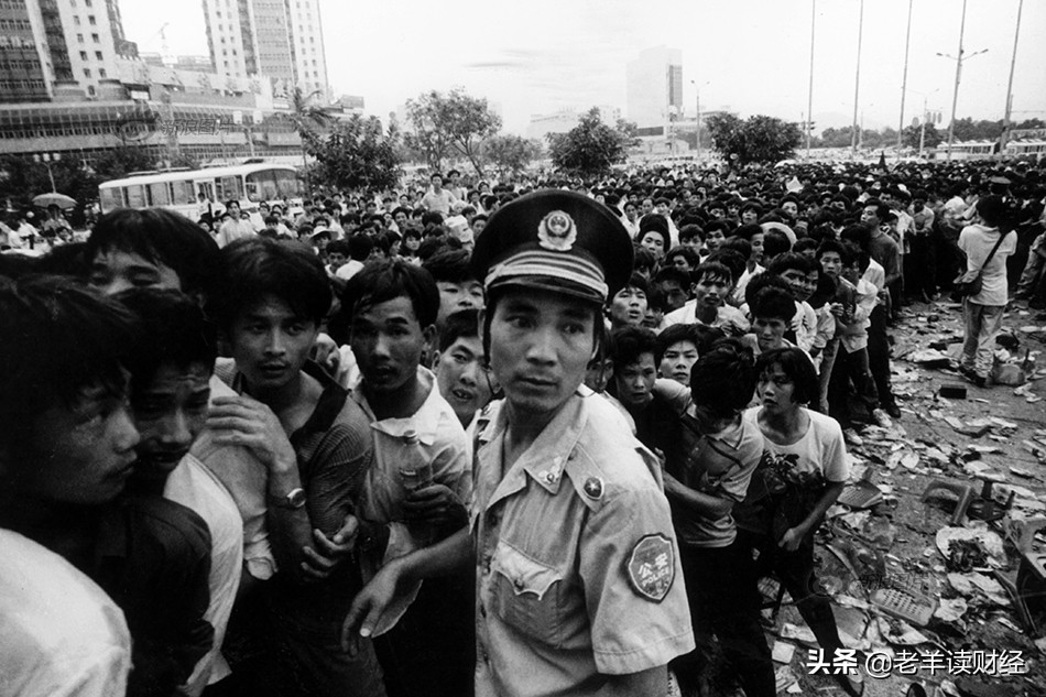 中国股市从巅峰到谷底,中国股市疯狂场景