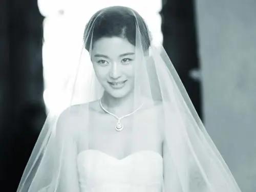 朴信惠结婚请了哪些人,韩国女星嫁给中国的有哪些