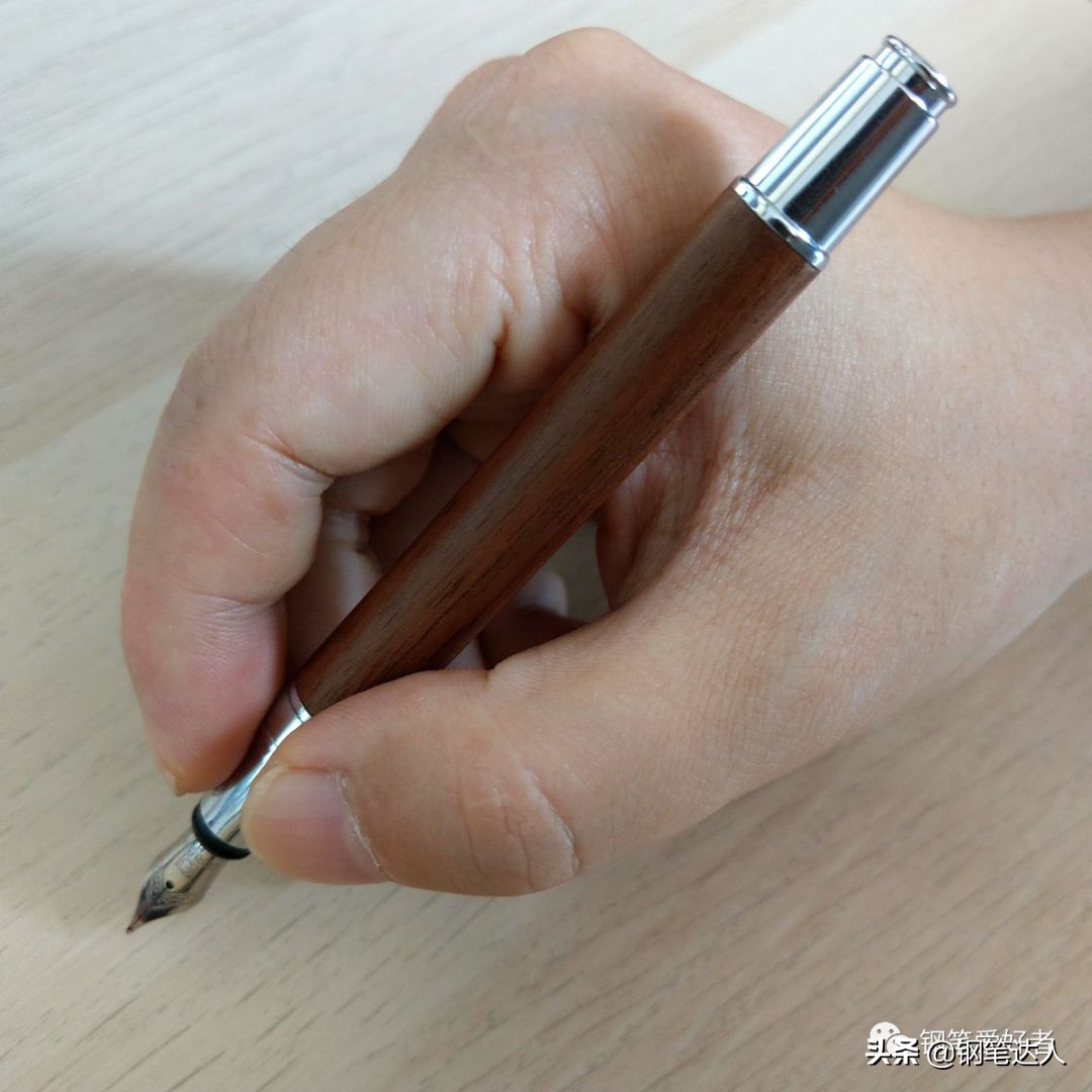 德国senator钢笔,德国senator笔高档吗