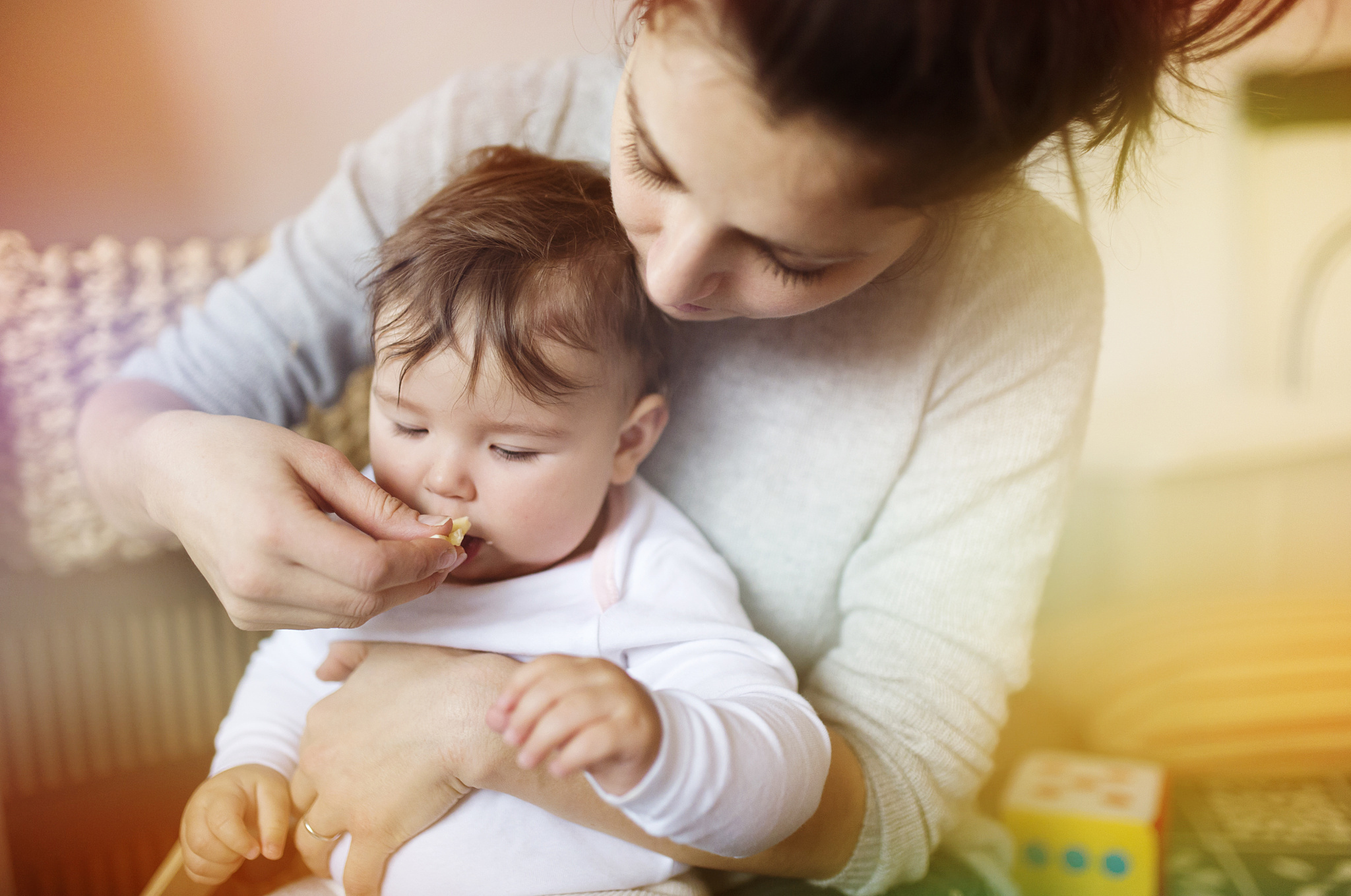 哺乳期吃什么给婴儿补钙效果最好,哺乳期怎么给宝宝补钙效果最好