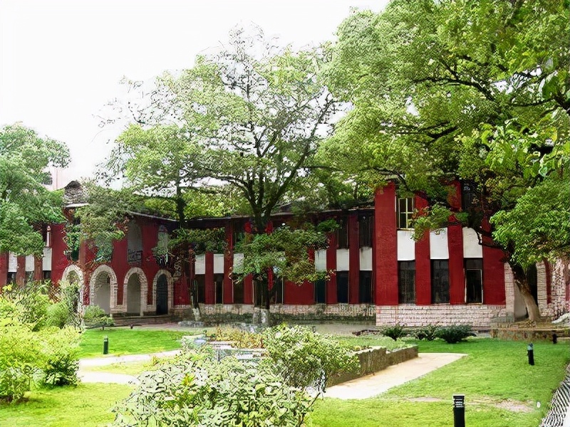 以陶瓷命名的几所大学,中国唯一的陶瓷大学