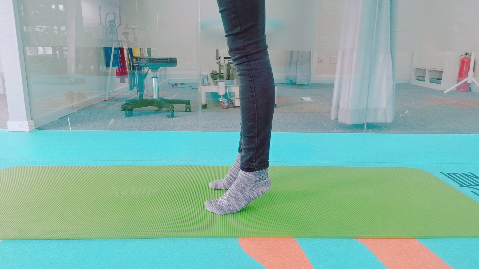 踝关节扭伤后的正确处理方法,踝关节扭伤应该如何正确处理